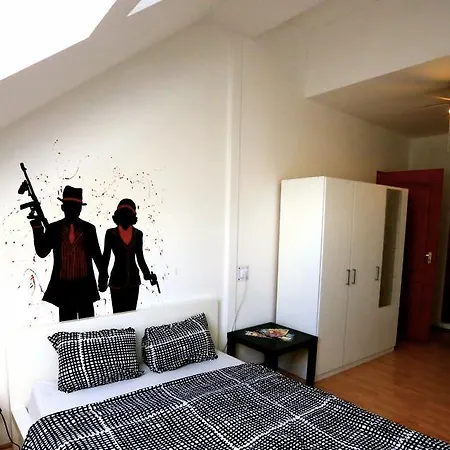 Penthouse Privates Hostel *